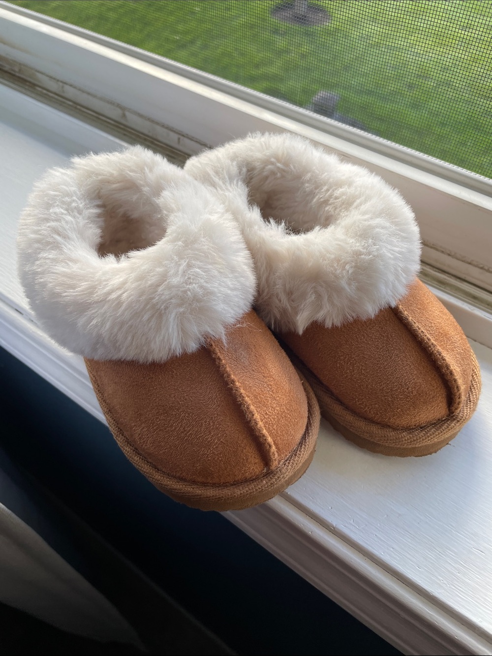 Brown Faux-Suede Kids Slippers with Plush White Cuff